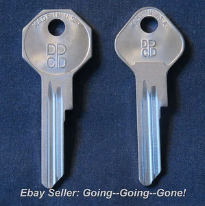 SET BRIGGS DPCD KEY BLANKS DODGE PLYMOUTH CHRYSLER Y127 Y128 1939-1948 ALUMINUM - Picture 1 of 5