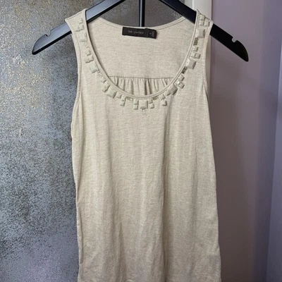Camiseta sin mangas The Limited talla S beige sin mangas cuello redondo Foto 1 de 4