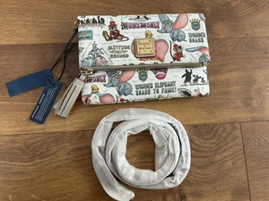 Disney Dooney Bourke Foldover Tracolla Dumbo Nuovo - Foto 1 di 5