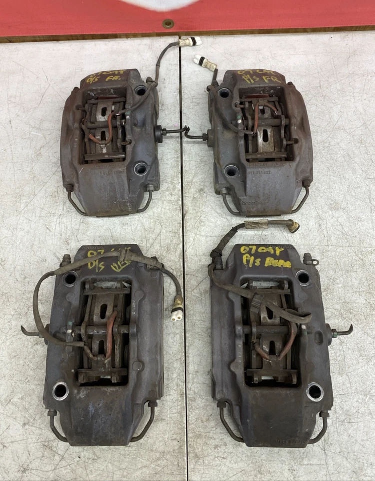 Juego de pinzas de freno delanteras y traseras Brembo 2007 Porsche Cayman 987 986351421 Foto 1 de 4