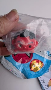 Marvel Tsum Tsum Serie 1 Red Hulk & Mini She Hulk Figur Serie 1  - Bild 1 von 3
