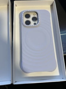 Coque CASETiFY Essentials Ripple avec Magsafe pour Apple iPhone 16 Pro Violet Bleu - Photo 1 sur 5