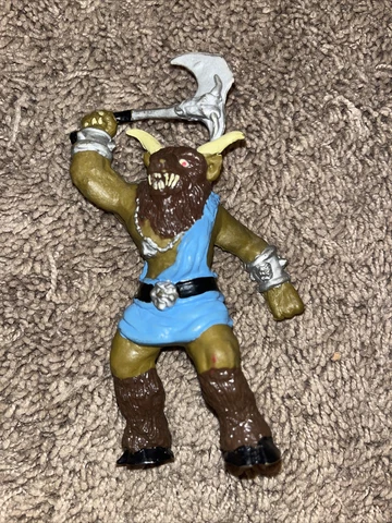 Minotaur of The Maze Advanced Dungeons & Dragons 1983 LJN Vintage Action Figure Cover