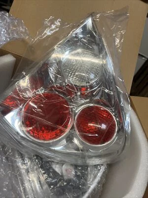 Подходит для Mitsubishi Mirage Altezza 1999-2002 годов выпуска прозрачные задние фонари со стороны водителя и пассажира - Изображение 1 из 4