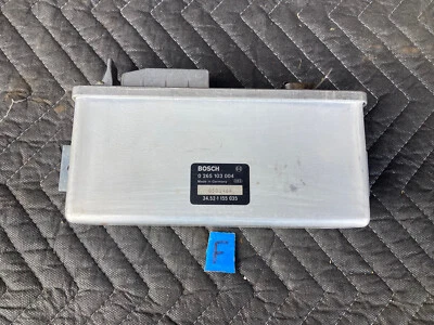 Módulo de unidad de control ABS Bosch 0265103004 OEM #2087M BMW E30 318i 325i 1982-1994 Foto 1 de 4