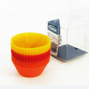 Nuevas 12 tazas pequeñas de muffin de silicona Trudeau, sin palo, apto para lavavajillas de 1" de alto - Imagen 1 de 6