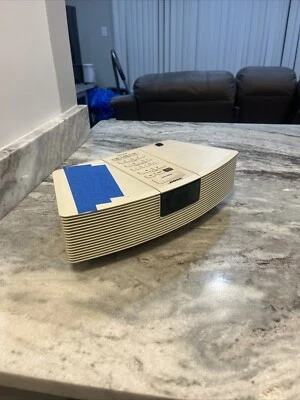 BOSE WAVE RADIO AWR1-1W AM/FM STEREO RADIO. FOR PARTS OR REPAIR NO SOUND - Image 1 of 4