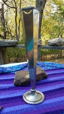 Jarrón Art Deco Continental Sheffield Silver Co. Foto 1 de 4