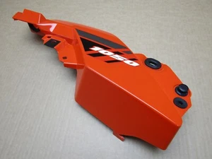 Suzuki DL 1050 V-Strom RC M2 2022 5,132 miles right tail fairing panel (13678) - Picture 1 of 9