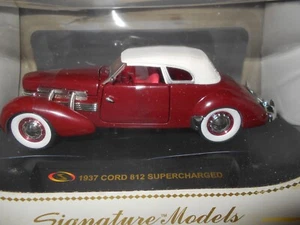 Signature 1:32nd Scale 1937 Cord 812 Supercharged Car,#32312, Rich Maroon, NIB - Picture 1 of 17