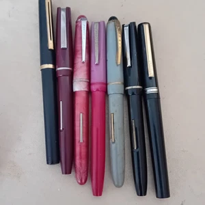 Job Lot Vintage 7 Osmiroid Fountain Pens Gold coloured nibs - Picture 1 of 9