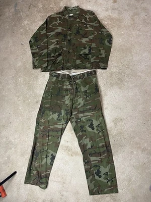 Vintage 60s Cheif Hunter Camo Outfit XL 2 PC Camouflage Set Hunting Men’s - Image 1 of 4