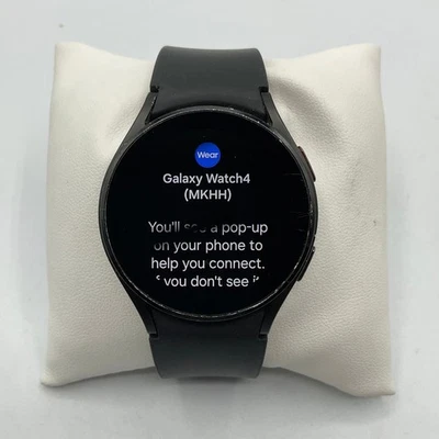 Samsung Galaxy Watch 4 GPS Watch- Black, 40 mm (International Edition) - Image 1 of 4