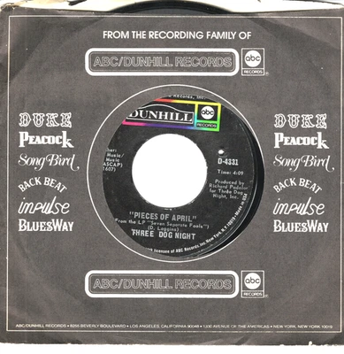 Three Dog Night:    Pieces Of April / The Writings On The Wall .. 45 RPM 7905 - Image 1 of 3