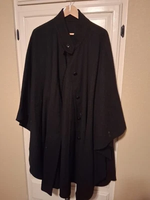 100% Alpaca Black Cape Made In PERU. Free Shipping In USA. - Image 1 of 4