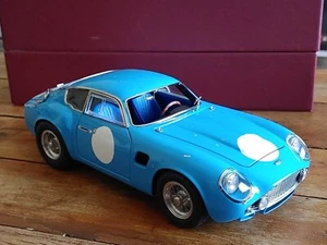 1/18 CMC Aston Martin DB4 Zagato M-140 Damaged! For parts and spares! - Picture 1 of 22