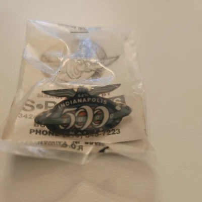 2000 Indianapolis 500 Event Collector Lapel Pin for the Indy500. New in Package - Image 1 of 2