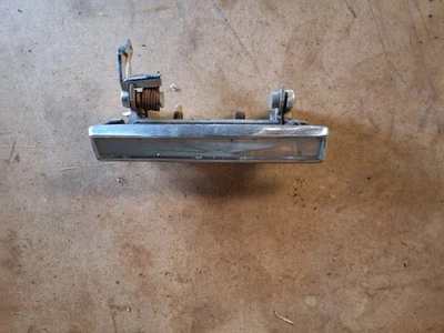 1976-1983 Chevrolet Chevy Malibu водитель левая сторона внешняя дверная ручка - Изображение 1 из 2