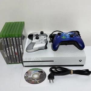 Microsoft Xbox One S Konsole (Modell 1681) 1 TB HD Lot mit Controllern 8 Spiele - Bild 1 von 13