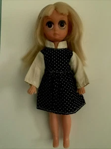 Bambola vintage Susie occhi tristi bionda occhi grandi vestito a pois ecc - Foto 1 di 7