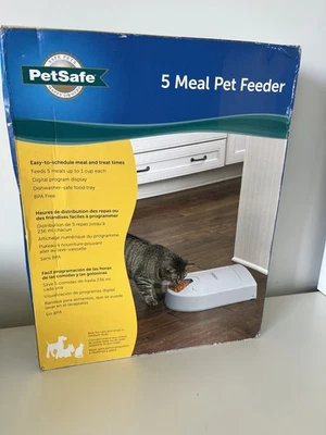 PetSafe 5 Meal Pet Feeder new - Image 1 of 2