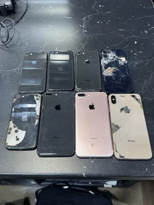 Lot de 8 iPhones Xs max 8 Plus 7 Plus 12/13 non testés ? - Photo 1 sur 2
