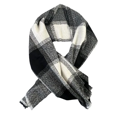 Old Navy Oversized Soft Flannel Blanket Scarf White Black Plaid Fringe 25x72 - Image 1 of 4