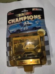 1991 Racing Champions Nascar Maßstab 1:64 Druckguss #7 Ramo Stott Plymouth - Bild 1 von 3