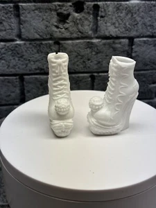 Monster High Skullector Pennywise - G3 Shoes, Heels, Custom White - Picture 1 of 15