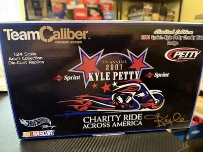 Dodge 2001 Kyle Petty #45 Charity Ride Across America 1/24 Team Caliber propietarios Foto 1 de 4