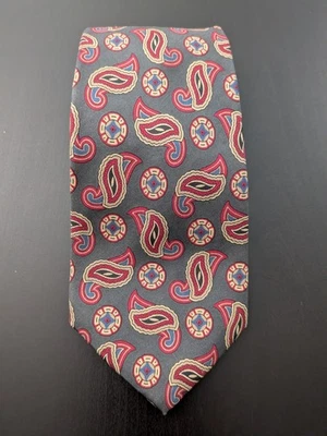Corbata Geoffrey Beene Gris, Roja Tejida Paisley Seda Elegante Hecha en EE. UU. 57" Foto 1 de 4