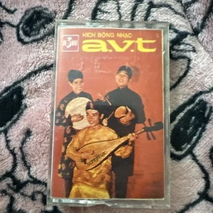 Kich Bong Nhac A.v.t. Vietnamese / Cassette / NTS / Samples Felt - Picture 1 of 3