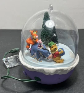 Vintage Winnie The Pooh Hallmark Keepsake Ornaments Slippery Day No Box Untested - Picture 1 of 5