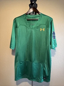 Camiseta/camiseta verde Notre Dame Sam Hartman #10 de malla M Under Armor nueva con etiquetas para hombre - Imagen 1 de 4