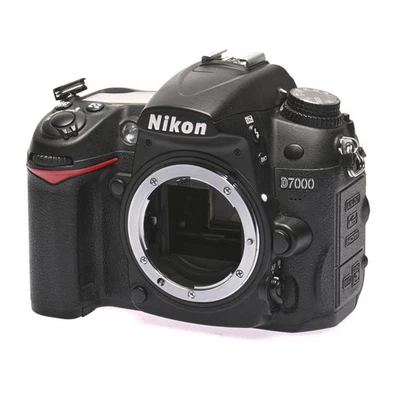 Nikon D7000 ca. 14.000 Ausl. Kamera - Bild 1 von 4