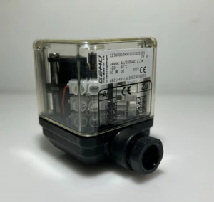 GEMÜ 88214435 elektr. Stellungsrückmelder - Picture 1 of 3
