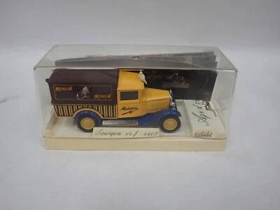 Solido : Fourgon C 4 f  Michelin - Bibendum  Age d'or - N° 4407 / avec catalogue - Photo 1/4