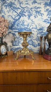 Pique Cierge XIXème en Bronze Doré à Décor de Gargouilles style Néo Médiéval - Picture 1 of 10
