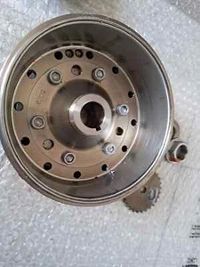 Volano Honda Forza 250 Dal 2005 al 2007 Completo di ingranaggi e dado - Foto 1 di 12