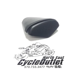 2015 13-18 NINJA ZX6R ZX636 OEM REAR BACK PASSENGER TANDEM SEAT PAD SADDLE - Picture 1 of 16