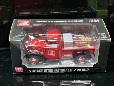Camioneta Speedway Gas Station International D-2 primera en serie escala 1:25 diecast Foto 1 de 4