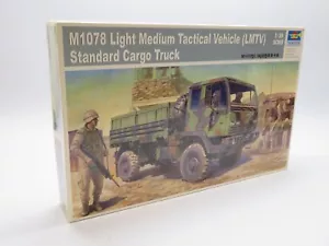 Trumpeter 01004 1:35 M1078 (LMTV) Standard Cargo Truck Plastic Model Kit - Photo 1/1