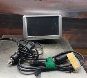 Garmin Nuvi 750 Con Enchufe Coche 4.3" Pantalla Táctil Sistema de Navegación FUNCIONA - Imagen 1 de 7