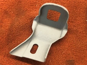 1970 74 CHALLENGER CUDA OEM REAR OF FENDER MOUNTING BRACKET DRIVER LEFT AAR T/A - Picture 1 of 5