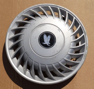 (1) Cubierta de rueda tapacubos Buick Skyhawk 13" OEM 1986-1987 #01 GM p/n 25523691 Foto 1 de 4