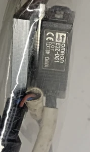 OMRON E3Z-D61 Compact Photoelectric Sensor 12x18m Omron Corporation - Picture 1 of 2
