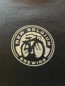 Nueva Belgium Brewing 1554 Iluminada Negra Ale Mangas Largas Camisa Grande Cerveza - Imagen 1 de 10