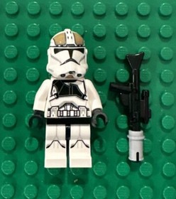Lego Star Wars Clone Trooper Gunner (Phase 2) Minifigure (sw0837) (Set 75182)