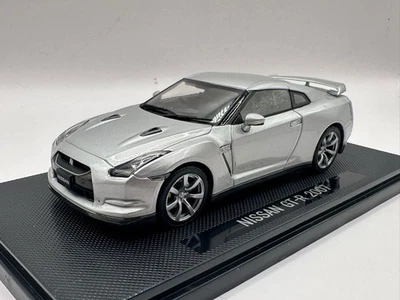 Ebbro Nissan GT-R 2007 1/43 Model Silver - Image 1 of 4