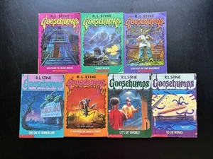 Goosebumps Book Lot R.L. Stine Vintage Kids Millennial Paperback Horror - Picture 1 of 10